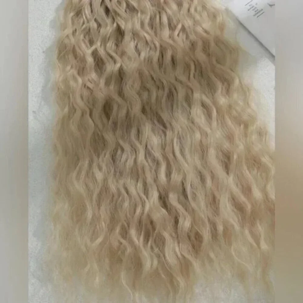 #613 Curly Wave Natural Light Ash Blonde 7pcs hair set Extensions - Clip ins